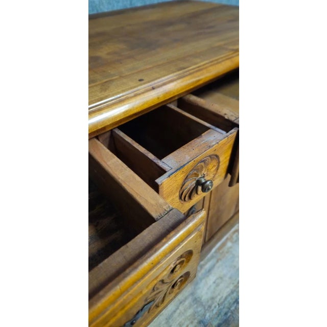 Brown 18th Century Louis XV Buffet in Carved Wood For Sale - Image 8 of 12