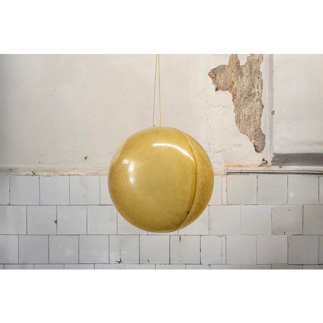 Luci Italia Space Age Fiberglass Chandelier by Luci Italia, Italy, 1960s For Sale - Image 4 of 4