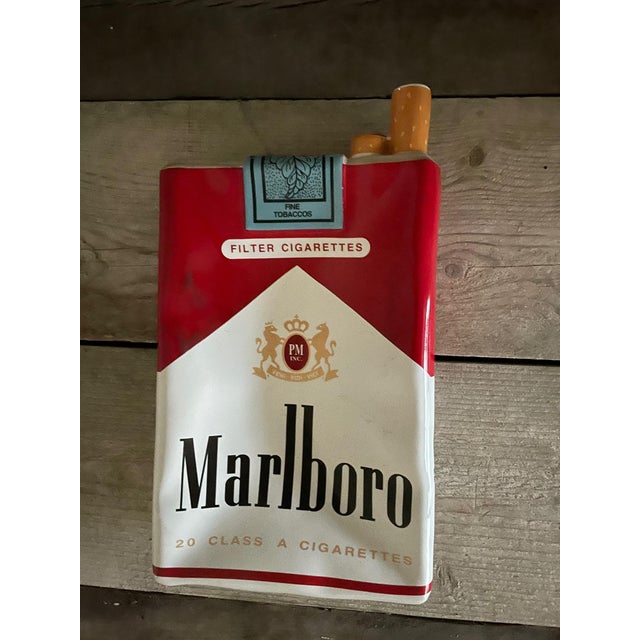 Ceramic Large Ashtray from Marlboro For Sale - Image 7 of 7