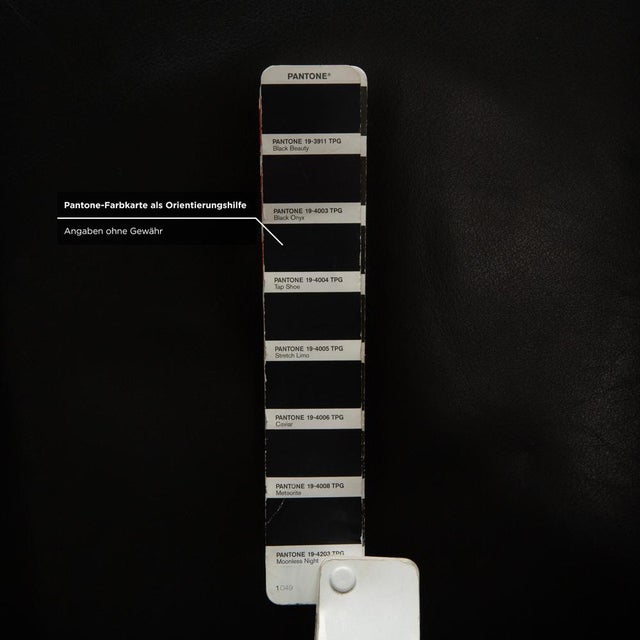 Black Aura Armchair in Black Leather by Paolo Piva for Wittmann For Sale - Image 8 of 14