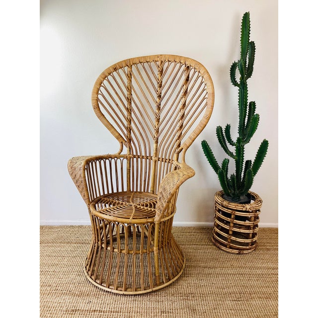 Gio Ponti Vintage 1960s Rattan Peacock Style Chair Italian Modern Gio Ponti Style For Sale - Image 4 of 10