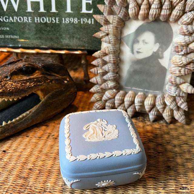 Early 20th Century Wedgwood Blue Jasperware Lidded Trinket Box With Neo Classical Relief For Sale - Image 9 of 11