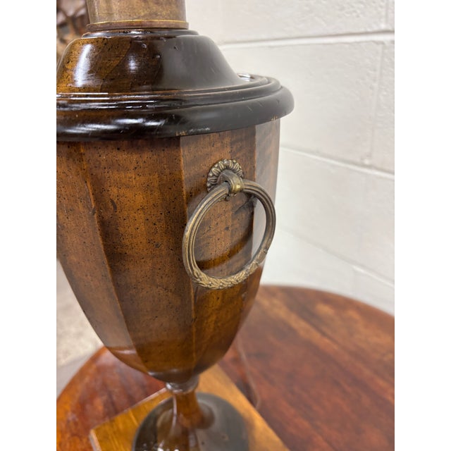 Traditional Vintage Frederick Cooper Chicago Mahogany Urn Shaped Table Lamp For Sale - Image 3 of 13