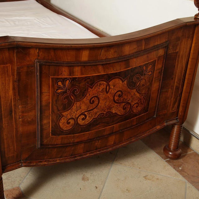 18th Century Single Bed For Sale - Image 4 of 10