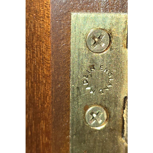 1960s Georgian English Mahogany Inlaid Corner Cabinet For Sale - Image 9 of 11