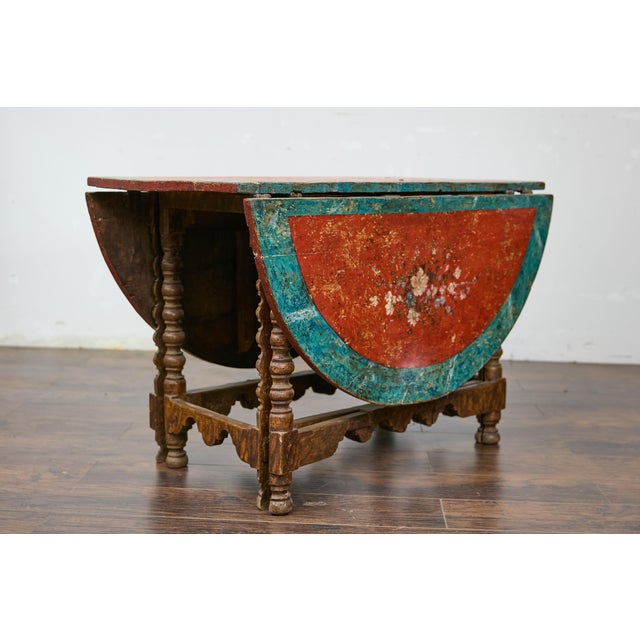 18th-Century Spanish Gateleg Table with Floral Polychrome Décor and Drop Leaves For Sale - Image 4 of 12