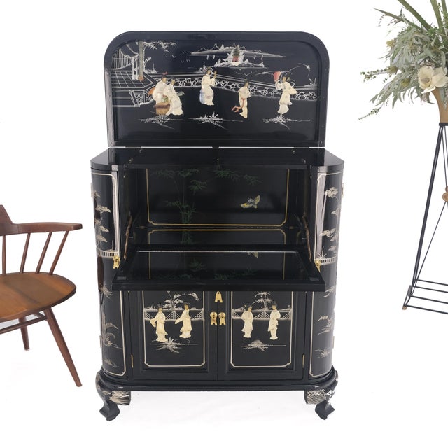 Chinese Oriental Black Lacquer Mother of Pearl Figurine Decorated Liquor Cabinet For Sale - Image 6 of 12