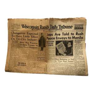 Vintage 1945 Wwii Newspaper Wisconsin Rapids Daily Tribune Japan Surrenders War