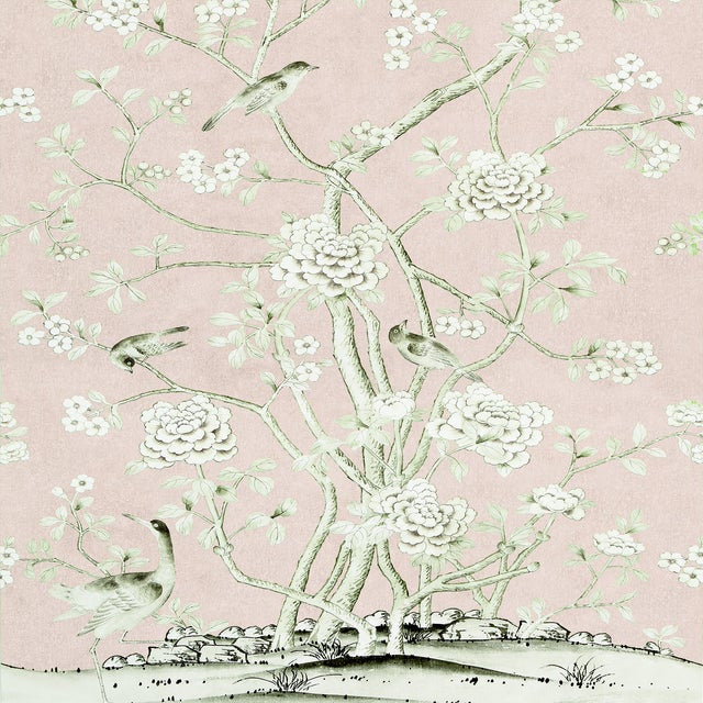 Sample - Schumacher X Mary McDonald Chinois Palais Wallpaper in Blush Conch For Sale