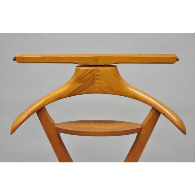 Fratelli Reguitti Vintage Fratelli Reguitti Italian X-Form Beech Wood Gentleman's Clothing Valet For Sale - Image 4 of 17