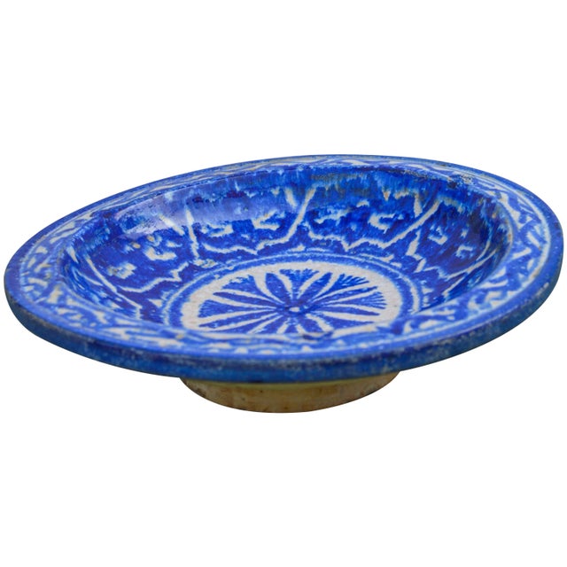 Blue Ceramic Wall Plate W/ Moresque Design For Sale - Image 8 of 11