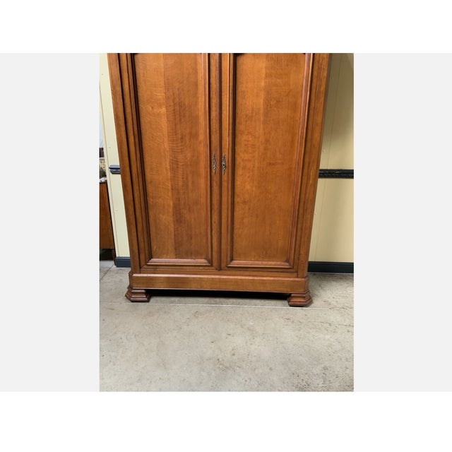 Age: circa 1900 Wood type: solid oak Condition: very good, meticulously maintained, fully restored original condition...