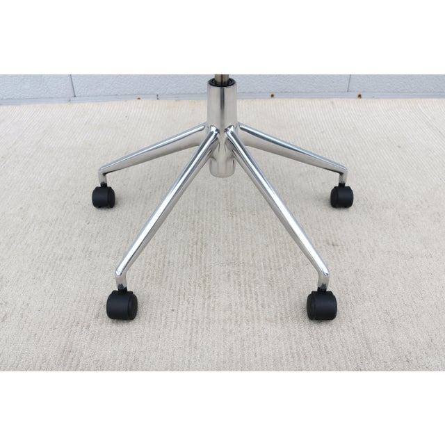 Italian Modern Antonio Citterio for B&b Italia Iuta Swivel Desk Task Chair, Gray Leather For Sale - Image 16 of 18