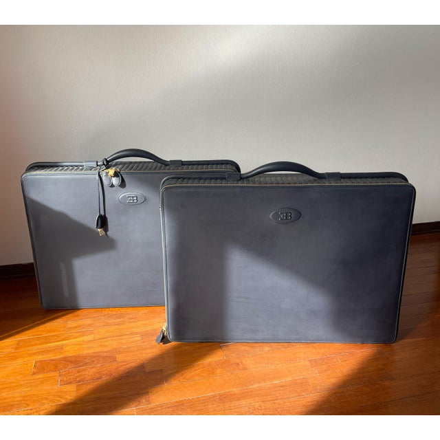 1990s Suitcases by Ettore Bugatti for Poltrona Frau, 1990, Set of 2 For Sale - Image 5 of 5