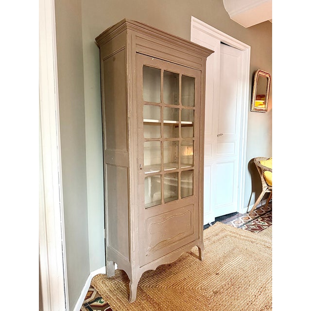 French Country Shabby Chic Glazed Display Cabinet in Patined Wood, 1930s For Sale - Image 9 of 15