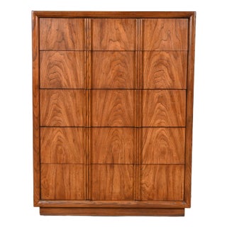 Henredon Mid-Century Modern Sculpted Walnut Highboy Dresser, Circa 1970s For Sale