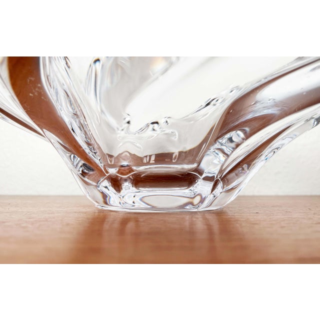 Large Mid-Century Modern Crystal Glass Fruit Bowl from Art Vannes, France, 1960s For Sale - Image 12 of 18