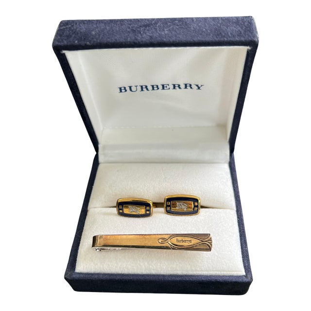 Vintage Burberry Gold Plate Cufflinks&Tie Clip In Original Case, "Circa 1970s" For Sale