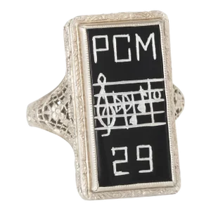 Antique Deco Music Sheet Ring Vintage 14 Karat White Gold Onyx size 4.5