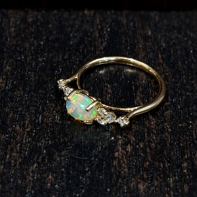 East West Opal Ring W Earth Mined Diamonds in Solid 14k Yellow Gold | Oval 8x6mm For Sale - Image 14 of 18