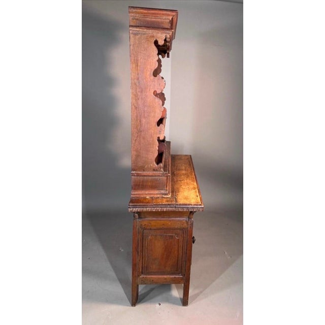 18th Century Rustic Italian 2pc Walnut Cabinet For Sale In Pittsburgh - Image 6 of 10