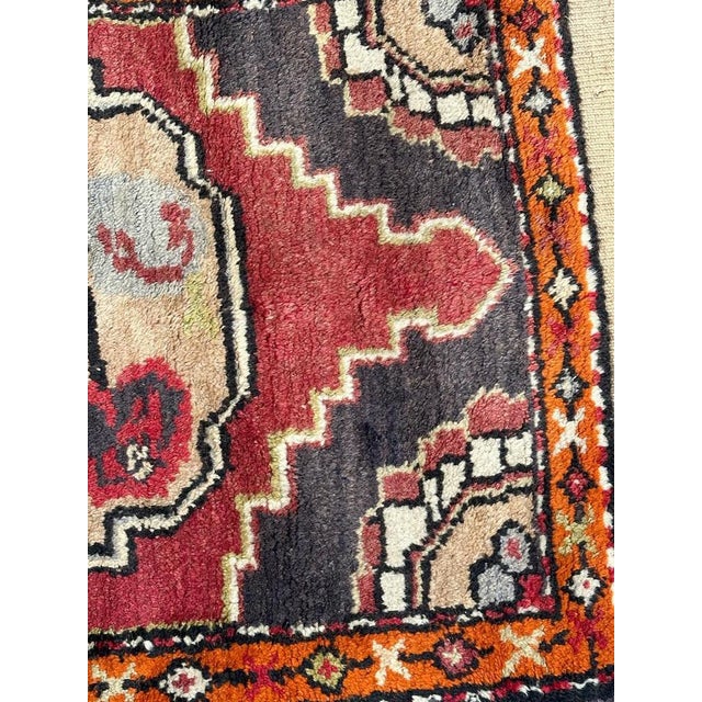 1950s Small Vintage Turkish Yastik Rug, 1950s For Sale - Image 5 of 15