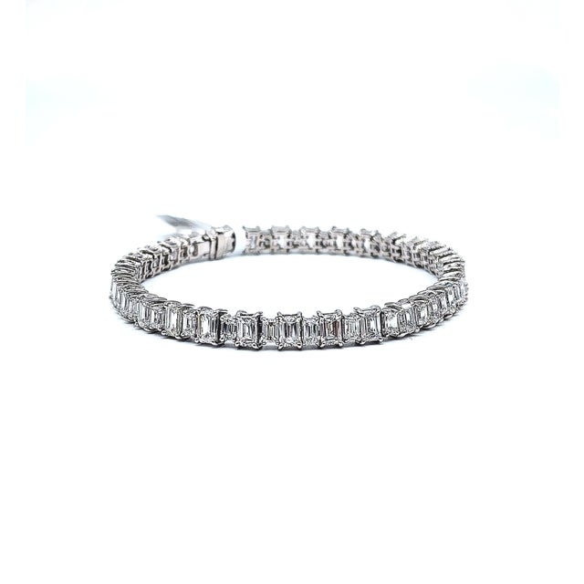 Silver 13.13 Ct Emerald Cut & Baguette Diamond Bracelet For Sale - Image 8 of 8