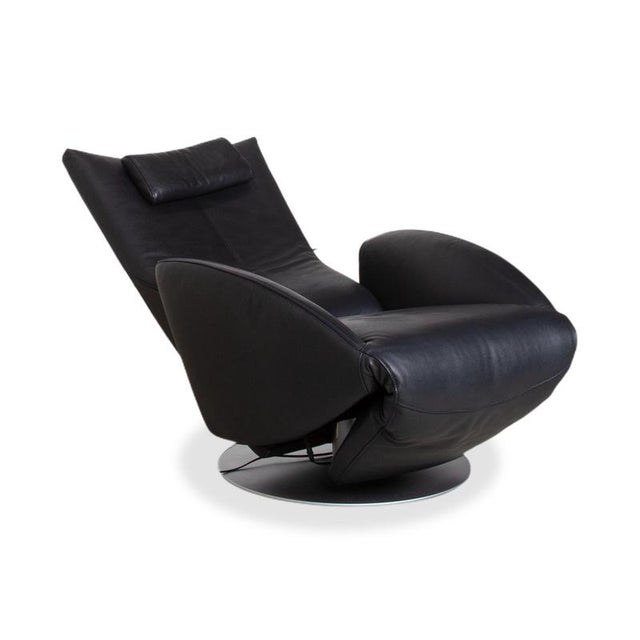 Modern FSM Mate Leather Armchair in Dark Blue with Electric Function Battery Recliner For Sale - Image 3 of 12