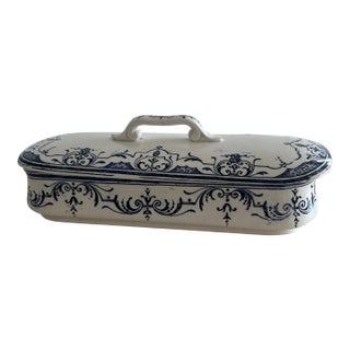 Antique Moustiers Porte Savonettes (Covered Soap Holder) in French Blue and White, Two Pieces For Sale