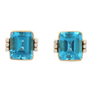 Genuine Blue Topaz 15.15 Ct Stud Earrings - 2 Pieces For Sale