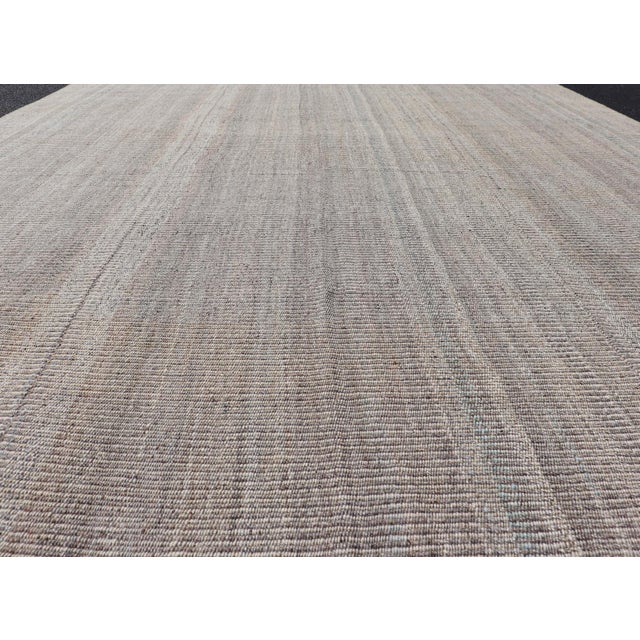 Traditional Handwoven Textured Kilim Rug in Soft Gray and Light Blue Tones 9'3 X 12'4 For Sale - Image 3 of 10