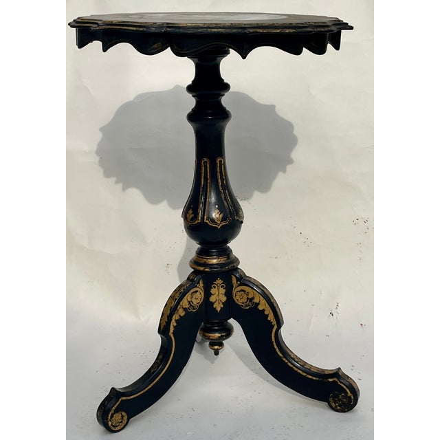 Early 20th Century Antique English Hand Painted Tilt-Top Table With Dogs For Sale - Image 5 of 12