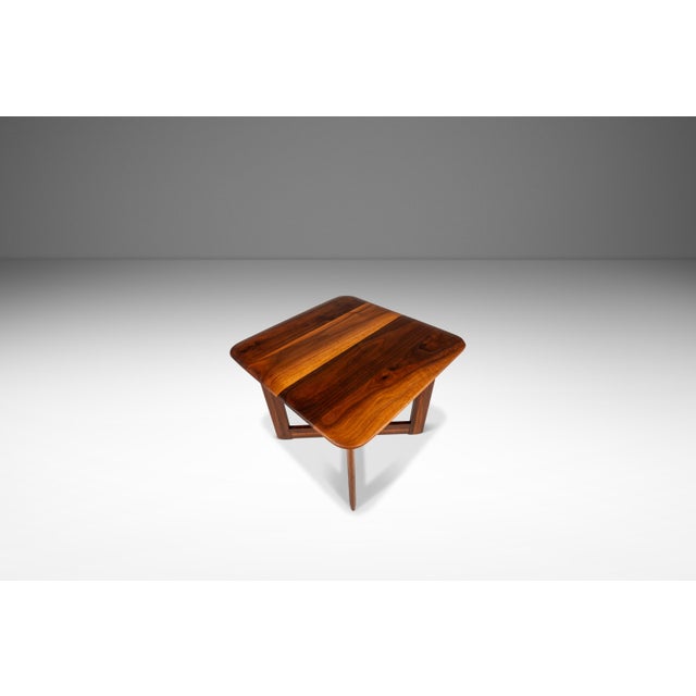 Rare Mid-Century Modern Side Table / End Table in Solid Walnut by John Keal for Brown Saltman, Usa, C. 1960s For Sale In Orlando - Image 6 of 17