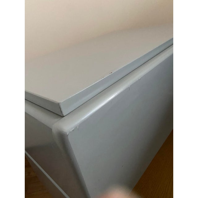 1980s 1980s Lane Post Modern Lacquer and Brass Nighstand Side Table For Sale - Image 5 of 10