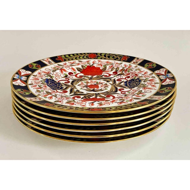 Antique Imari Plates • Set of Five Dinner Plates For Sale In Providence - Image 6 of 12