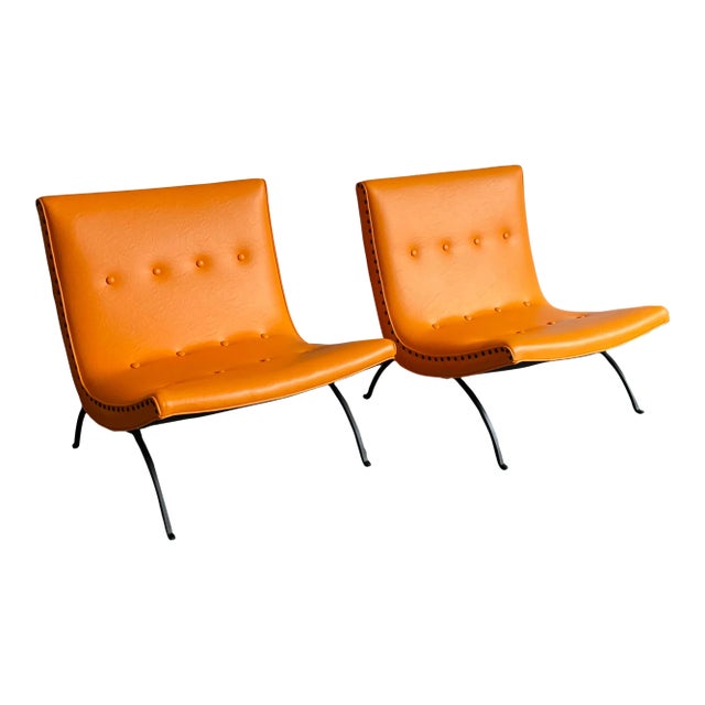 Milo Baughman Scoop Lounge Chairs for James Mfg. Unmarked - a Pair For Sale