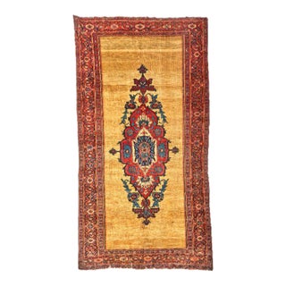 Antique 20th Century Persian Farahan Gold Rug With Ornate Medallion - Rug & Kilim For Sale