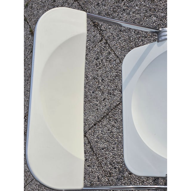 Plia Folding Chairs by Giancarlo Piretti for Anonima Castelli, Italy, 1970s, Set of 2 For Sale - Image 11 of 15