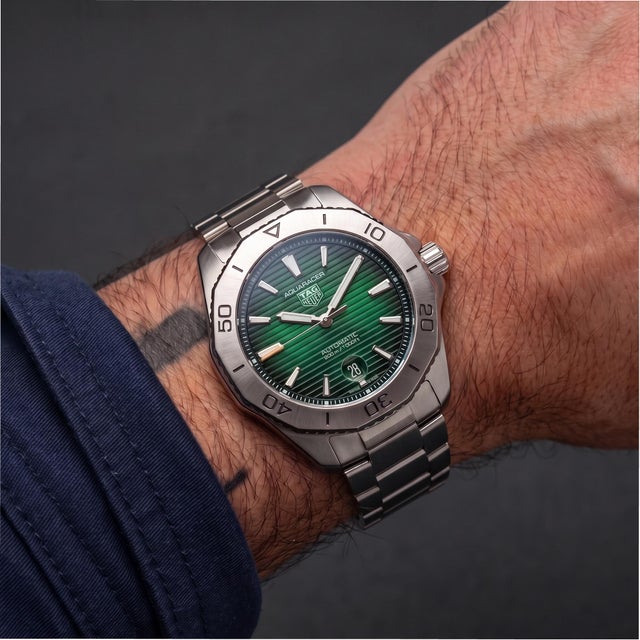 Tag Heuer Aquaracer 40mm wbp2115.ba0627 Green Dial Steel Automatic Watch For Sale - Image 10 of 10