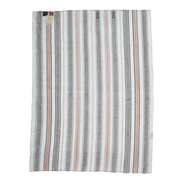 1970s Vintage Handmade Wool Cotton White Gray Area Rug For Sale