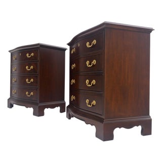 Miint Pair of Stunning 4 Drawer Drexel Solid Mahogany Bachelor Chests Dressers For Sale