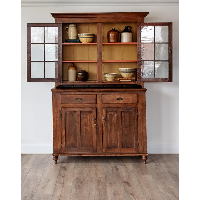 Antique American Stepback Cupboard With Wavy Glass | 1800s Pine Two-Piece Hutch With Original Painted Interior For Sale - Image 4 of 7