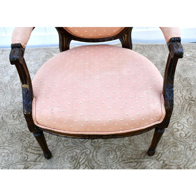 1920s Carved Wood Bergere Chair Louis XVI Style Medallion Oval Back Pink Fabric 50s For Sale - Image 5 of 13