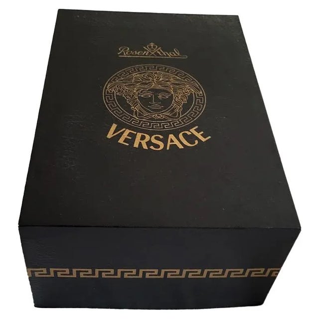 Transparent Versace Rosenthal Medusa Decanter New in Box - Treasury For Sale - Image 8 of 10
