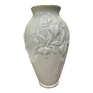 Mid 20th Century Lenox Masterpiece Collection Tall Vase For Sale