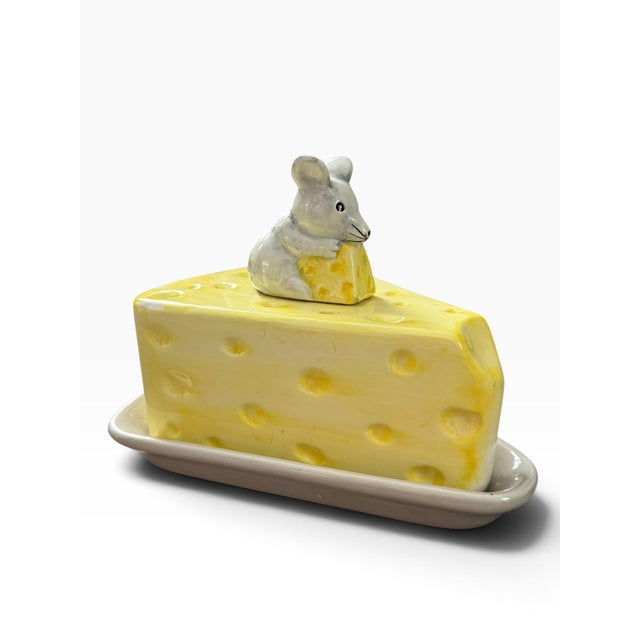 French Country Vintage Ceramic Mouse & Swiss Cheese Covered Cheese Dish For Sale - Image 3 of 7