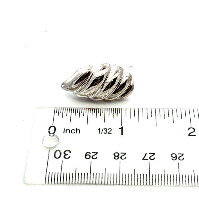 Late 20th Century Tiffany & Co Omega Back Earrings Sterling Silver Estate, A Pair For Sale In New York - Image 6 of 7