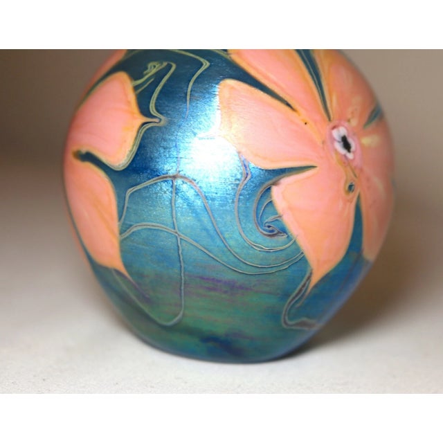 Pink Vintage Hand Blown Vandermark Studio Aurene Iridescent Art Glass Paperweight For Sale - Image 8 of 12