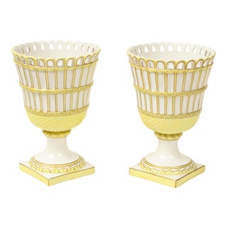 Pair of Mottahedeh Yellow and White Porcelain Footed Urn Vases For Sale