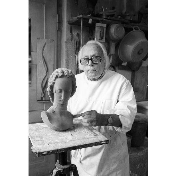 Early 20th Century Minimalist Bronze Sculpture / Portrait / Bust of a Woman by Adam Antes For Sale - Image 12 of 12